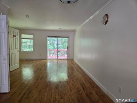 527 West Thames Street Norwich CT 06360