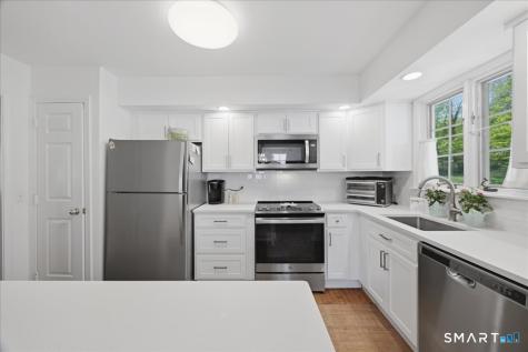 15 Hampshire Road Madison CT 06443