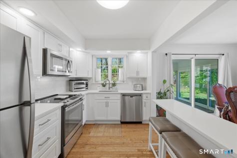 15 Hampshire Road Madison CT 06443