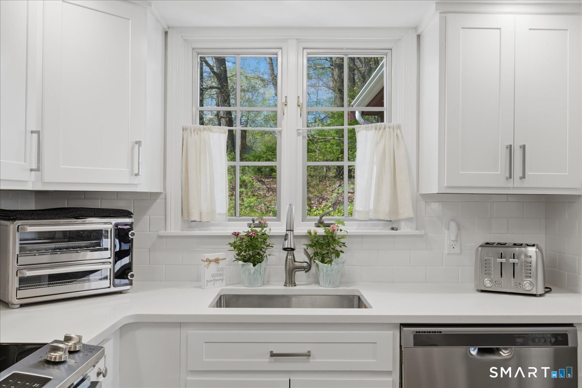 15 Hampshire Road Madison CT 06443
