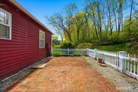 15 Hampshire Road Madison CT 06443