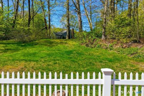 15 Hampshire Road Madison CT 06443