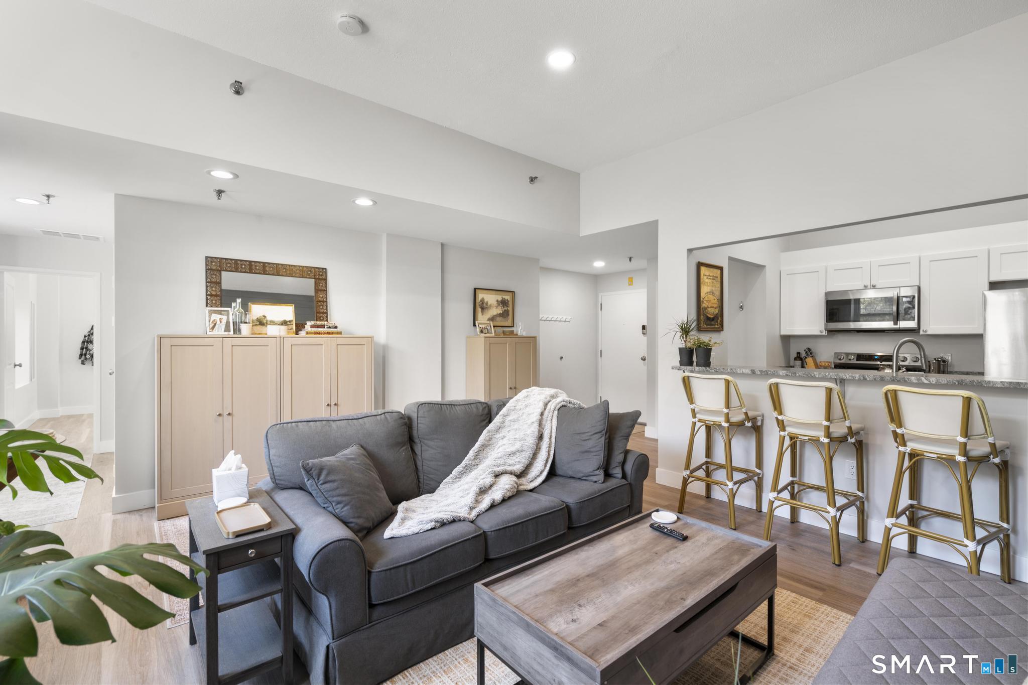 196 Crown Street New Haven CT 06511