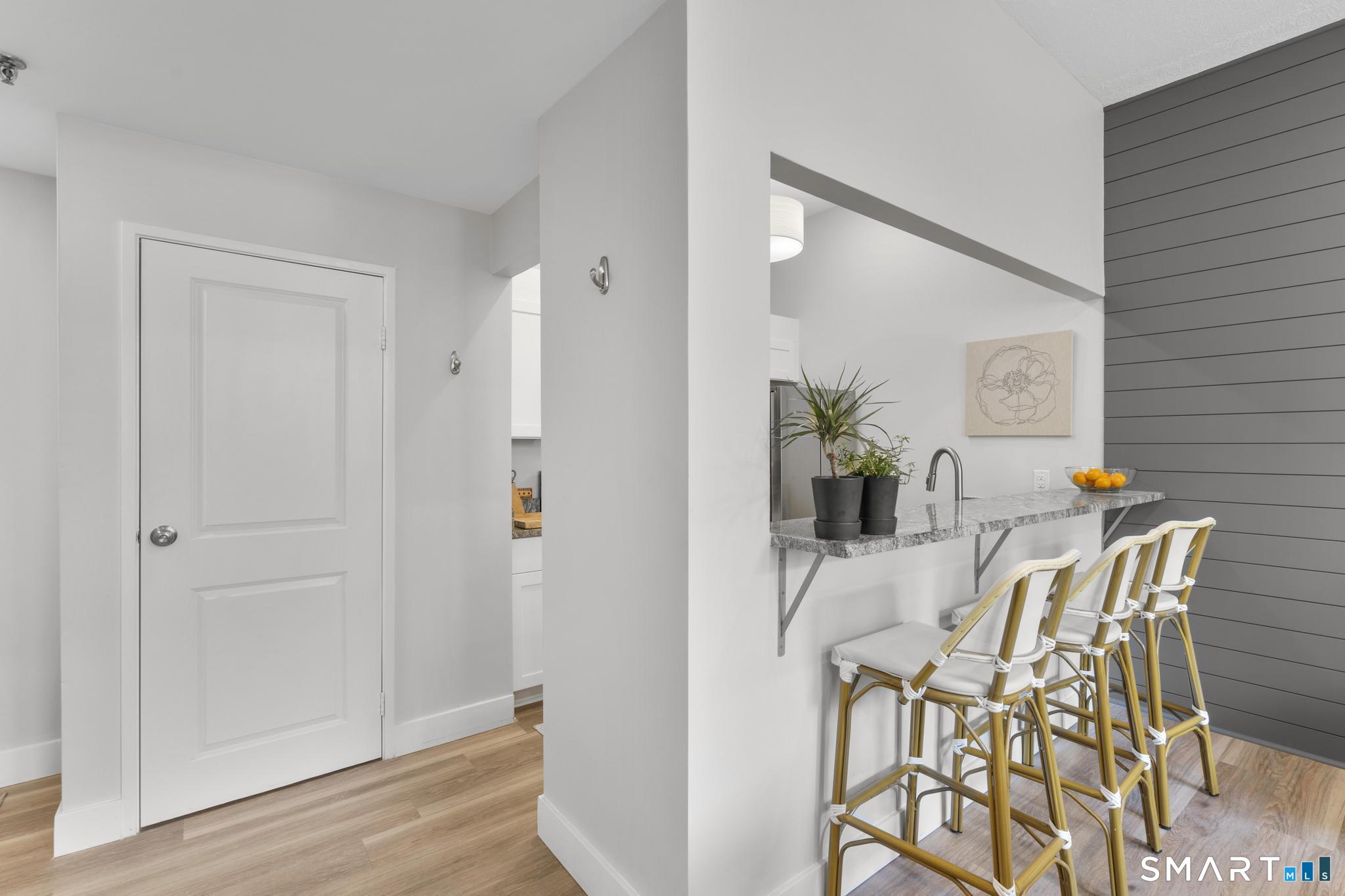 196 Crown Street New Haven CT 06511