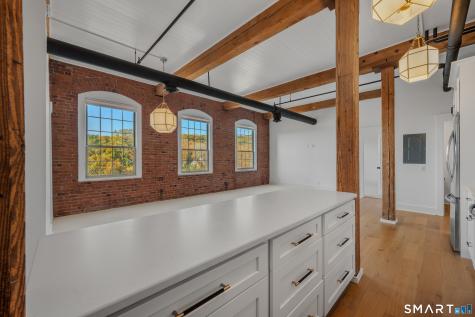 92 Main Street Deep River CT 06417