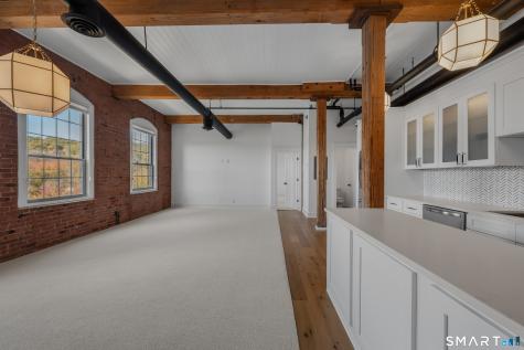 92 Main Street Deep River CT 06417