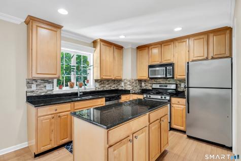 22 2ND Avenue Danbury CT 06810