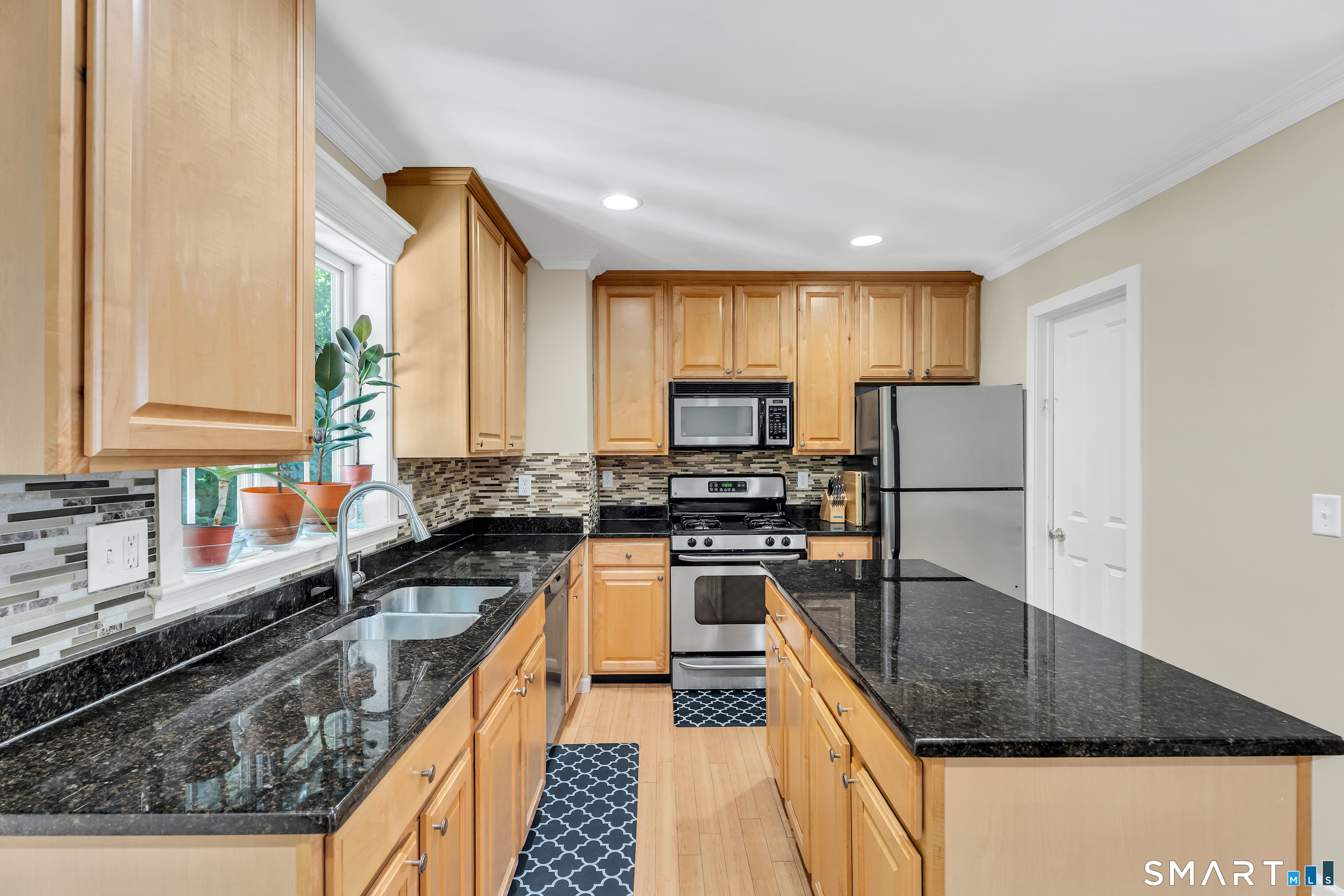 22 2ND Avenue Danbury CT 06810