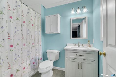 22 2ND Avenue Danbury CT 06810