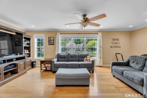 22 2ND Avenue Danbury CT 06810