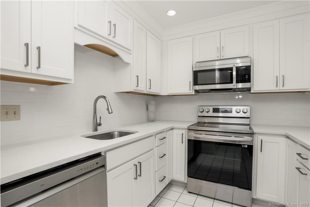 15 Perry Avenue Norwalk CT 06850