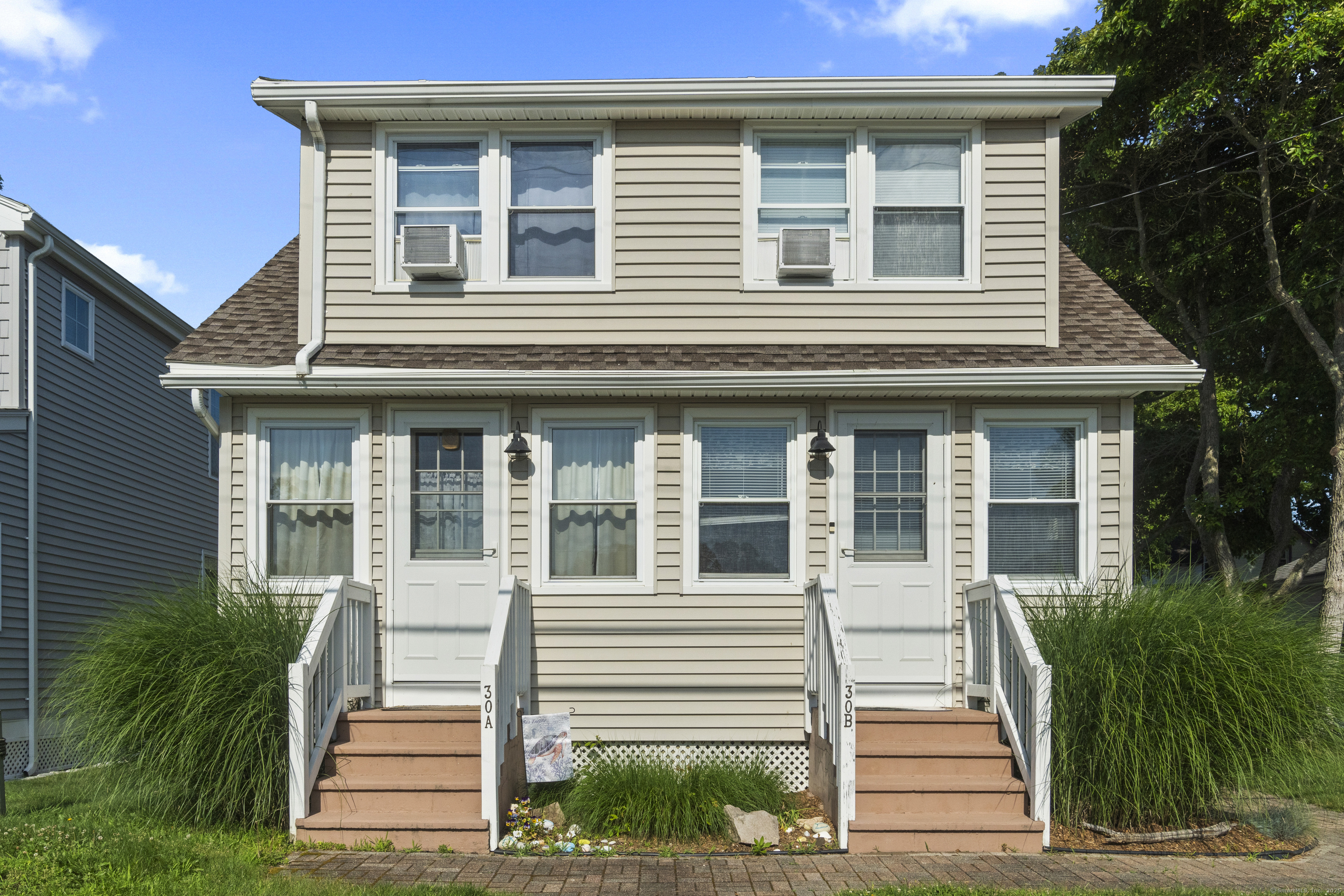 30 Hartford Avenue Old Lyme CT 06371