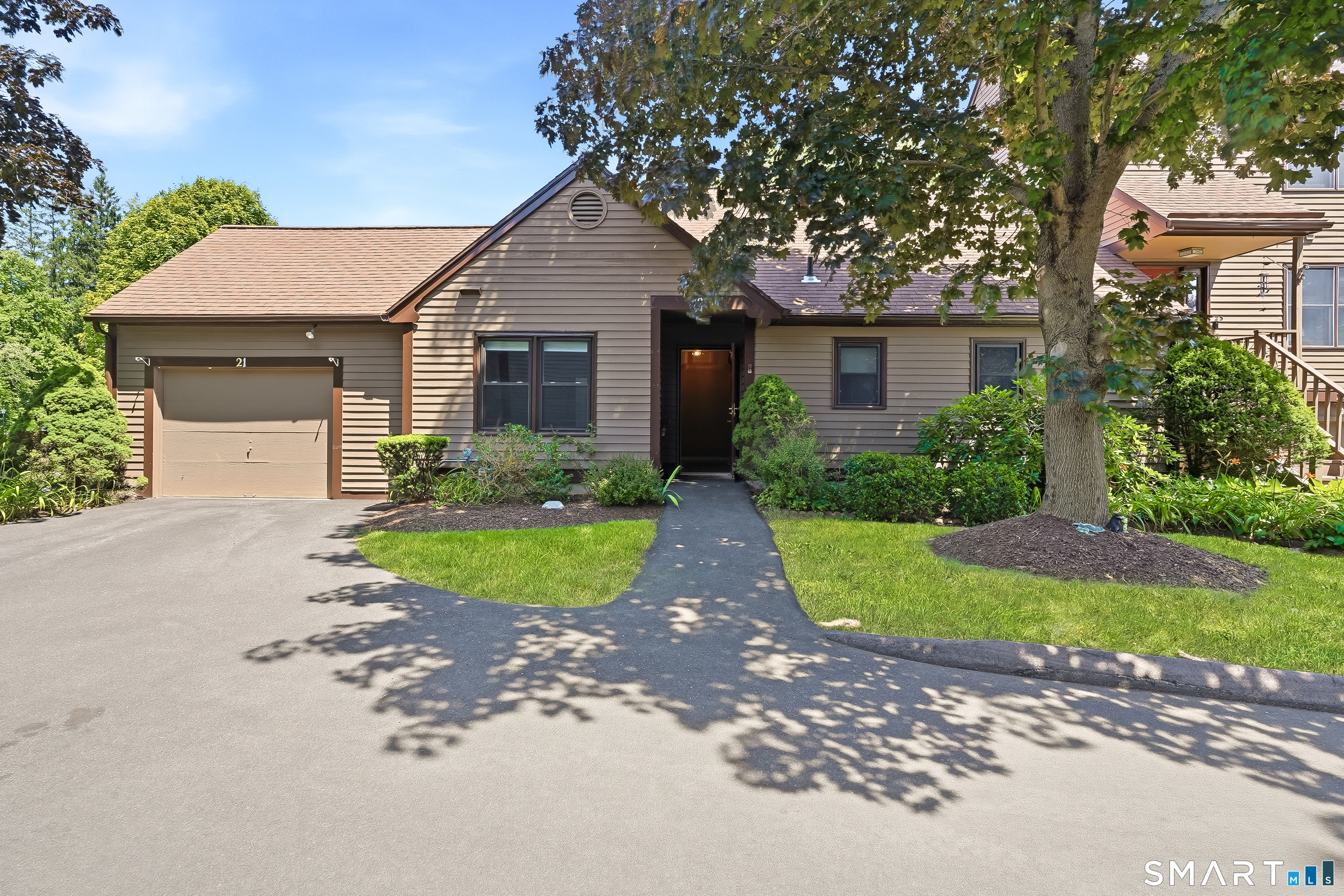 21 Sprucebrook Trail Monroe CT 06468