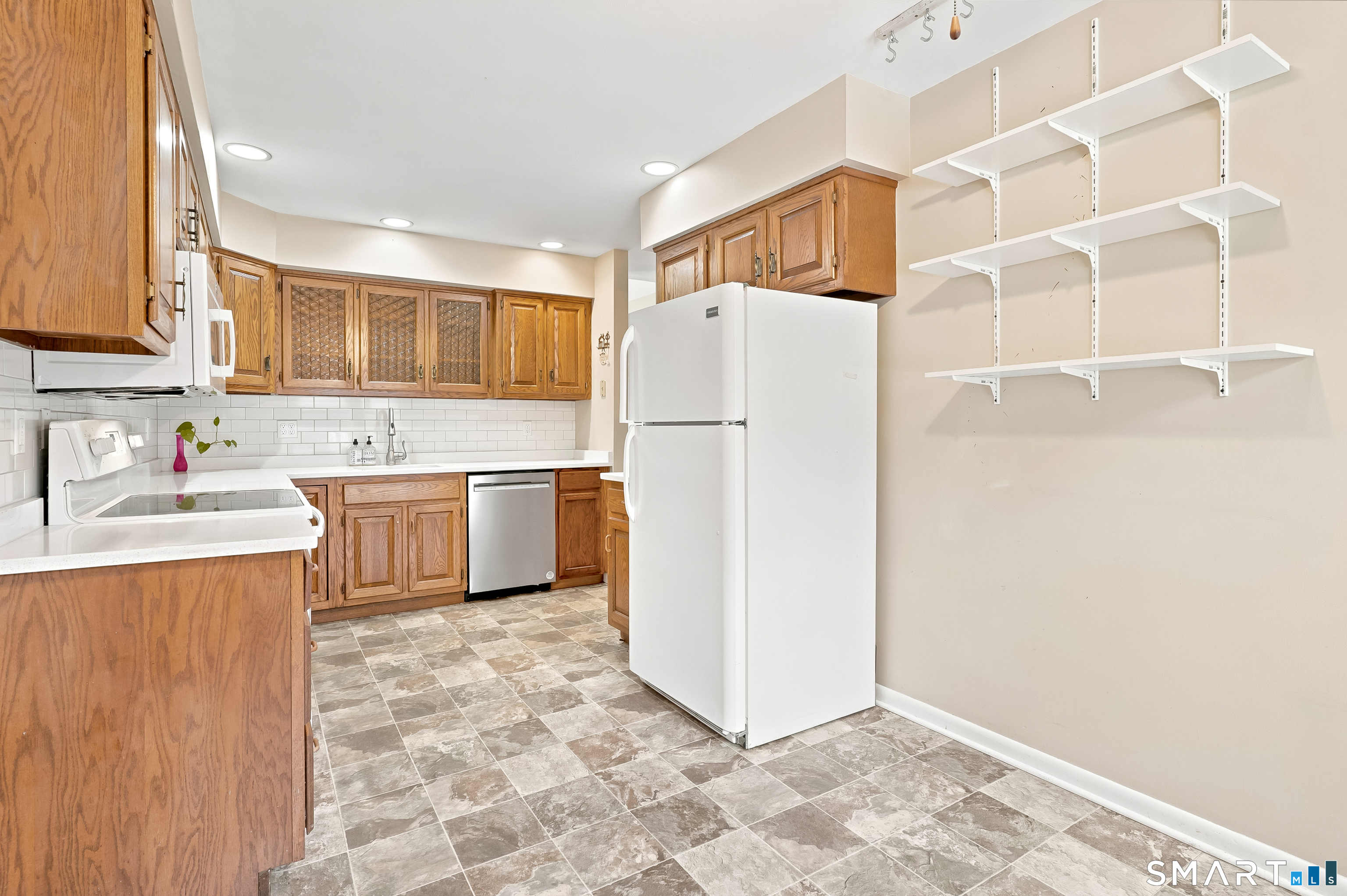21 Sprucebrook Trail Monroe CT 06468