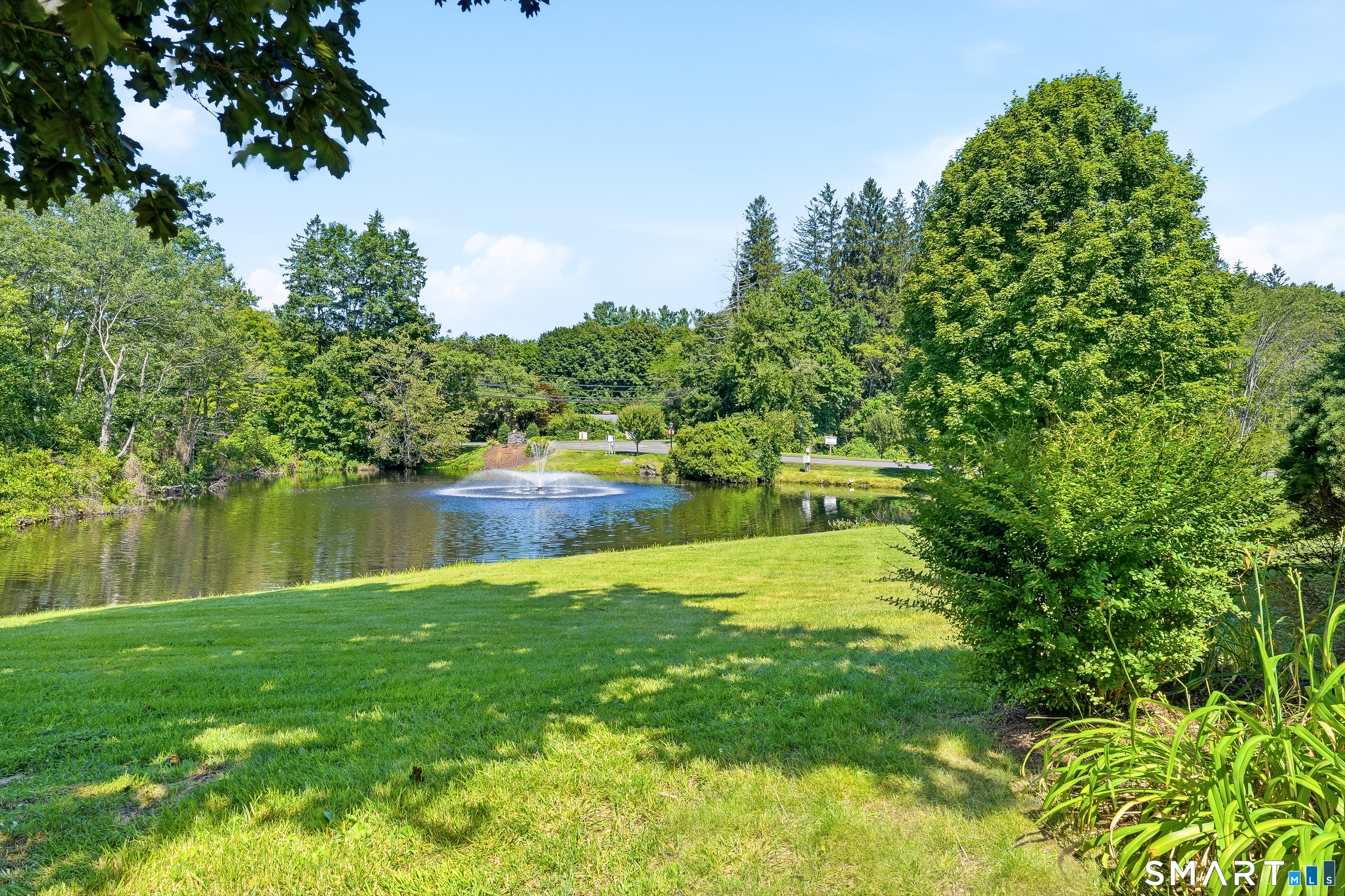 21 Sprucebrook Trail Monroe CT 06468