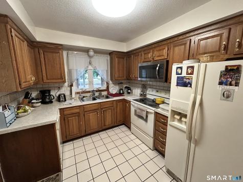 12 Chasse Drive East Windsor CT 06088