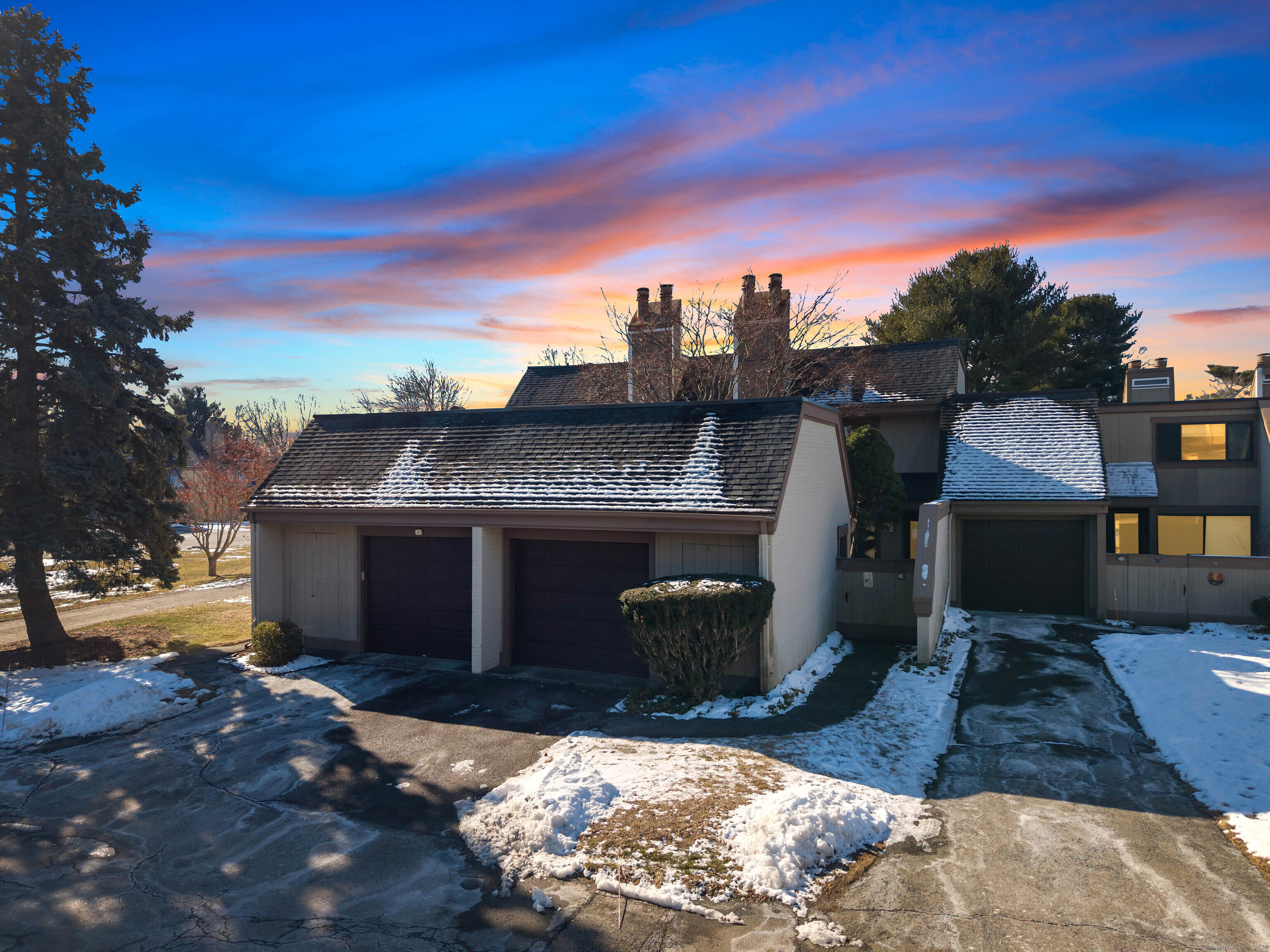 85 Viscount Drive Milford CT 06460