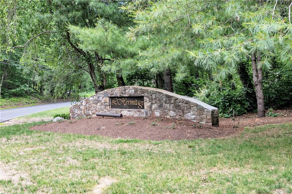 68 Jardin Circle Shelton CT 06484