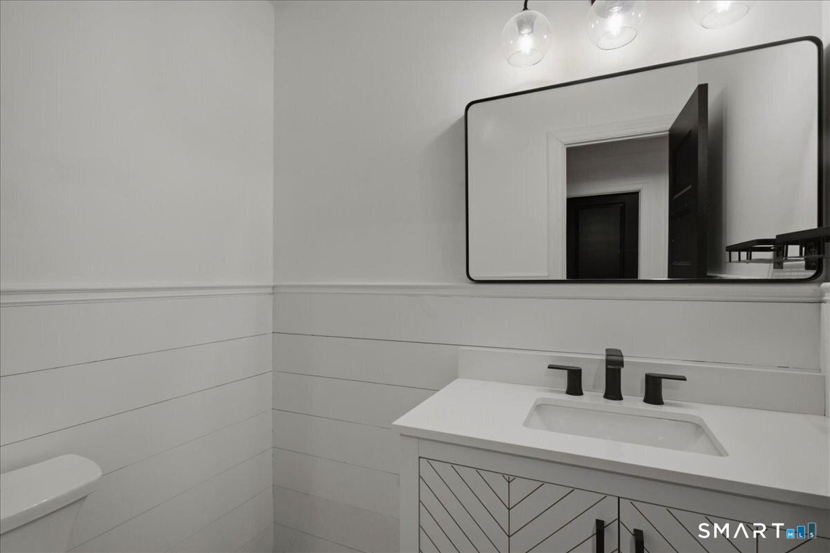 135 Heatherwood Drive Brookfield CT 06804