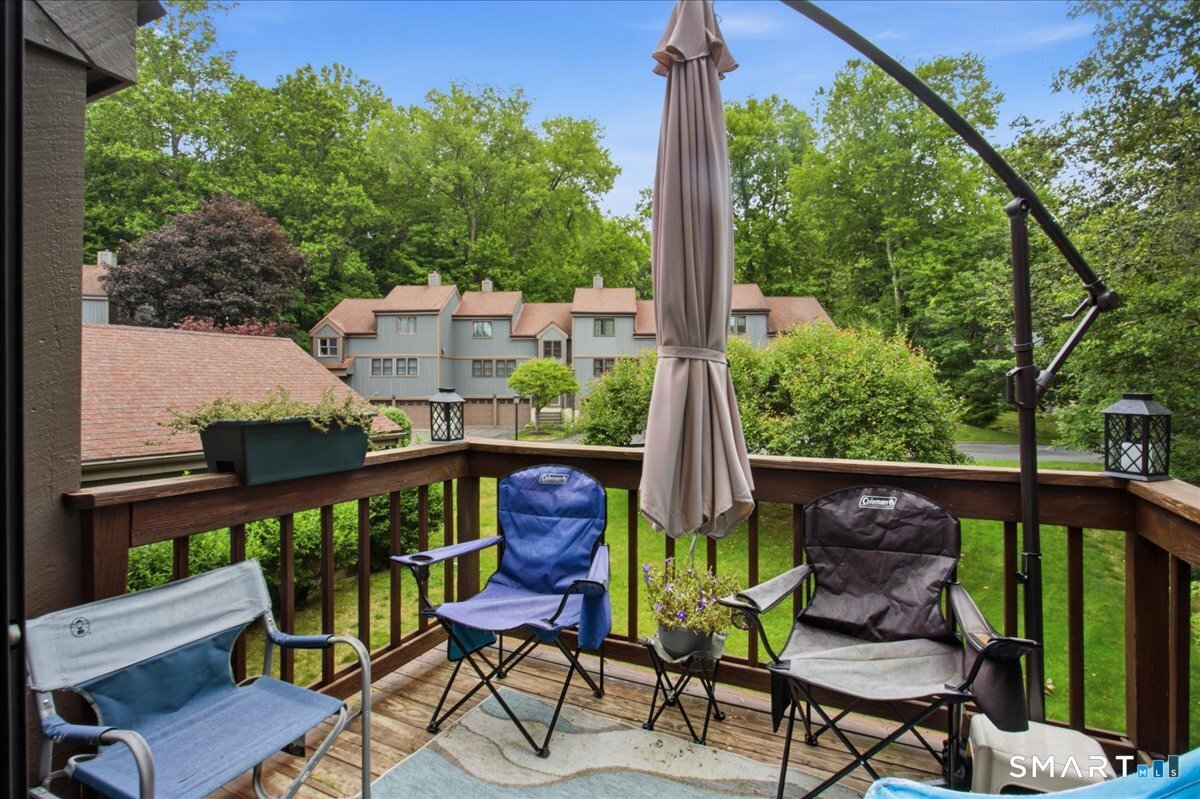 135 Heatherwood Drive Brookfield CT 06804