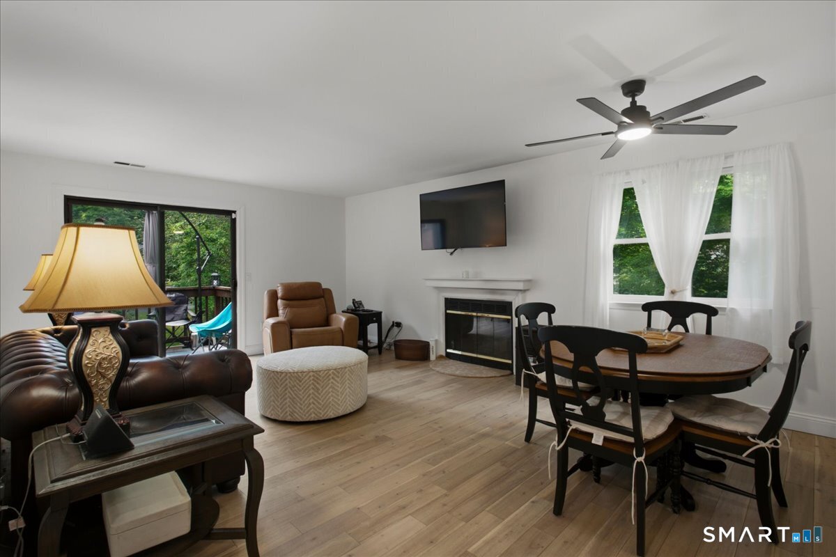 135 Heatherwood Drive Brookfield CT 06804