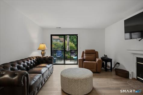 135 Heatherwood Drive Brookfield CT 06804