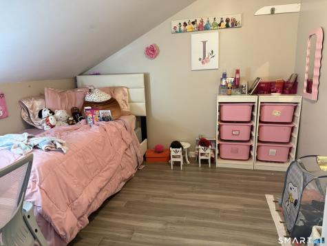 11 Lilac Drive Seymour CT 06483