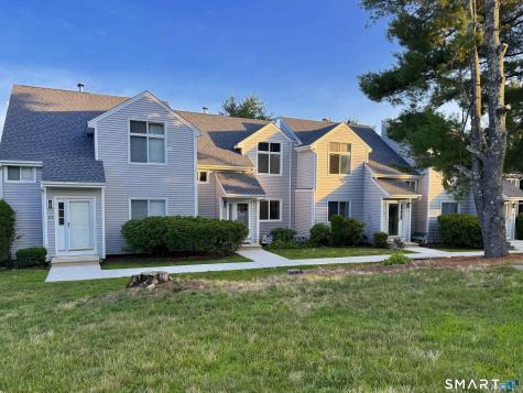 11 Lilac Drive Seymour CT 06483