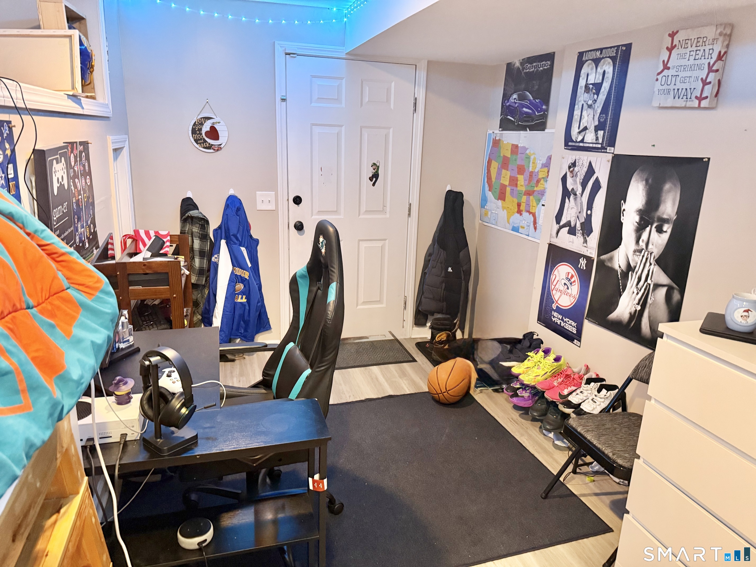 11 Lilac Drive Seymour CT 06483