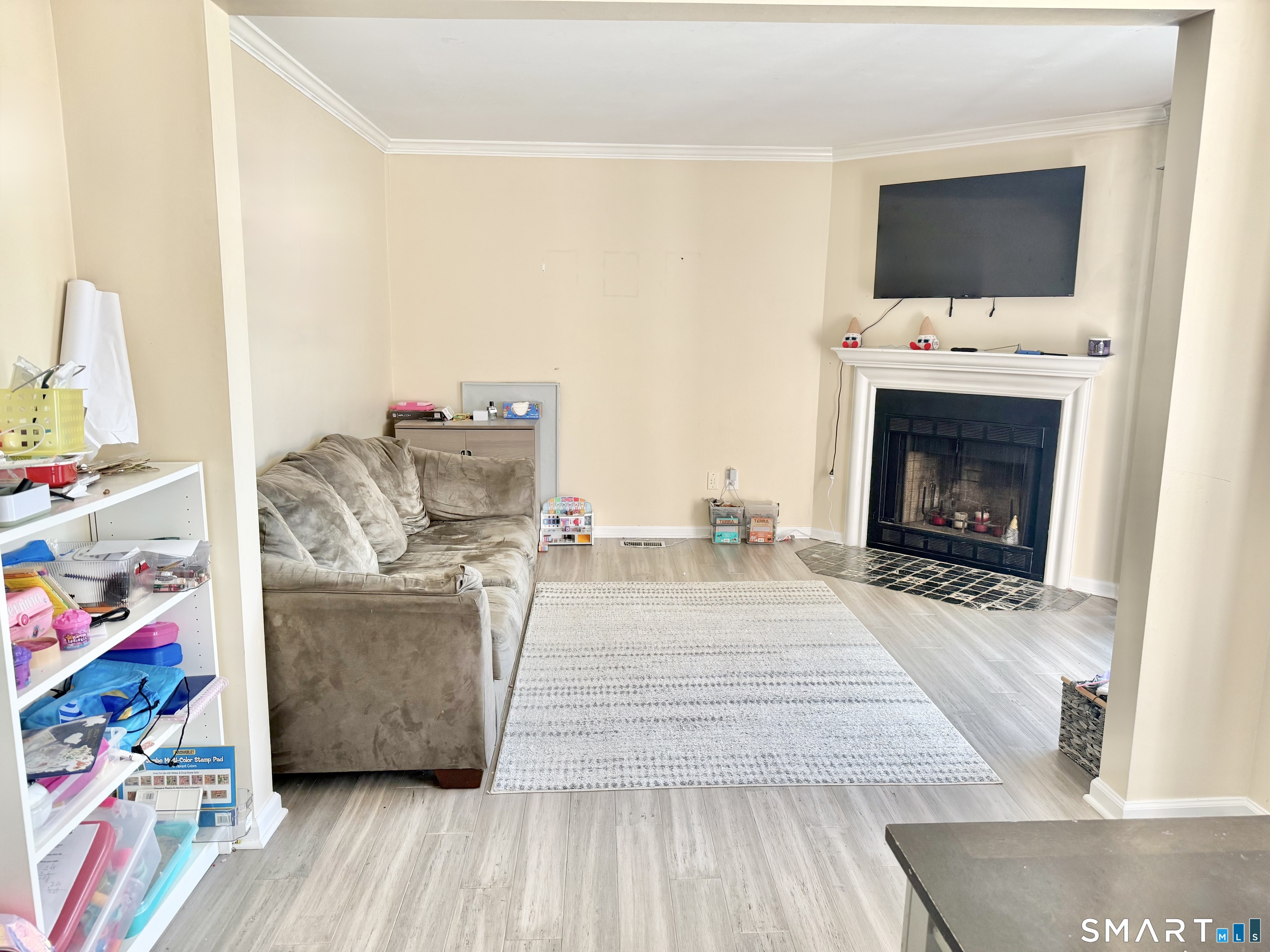 11 Lilac Drive Seymour CT 06483