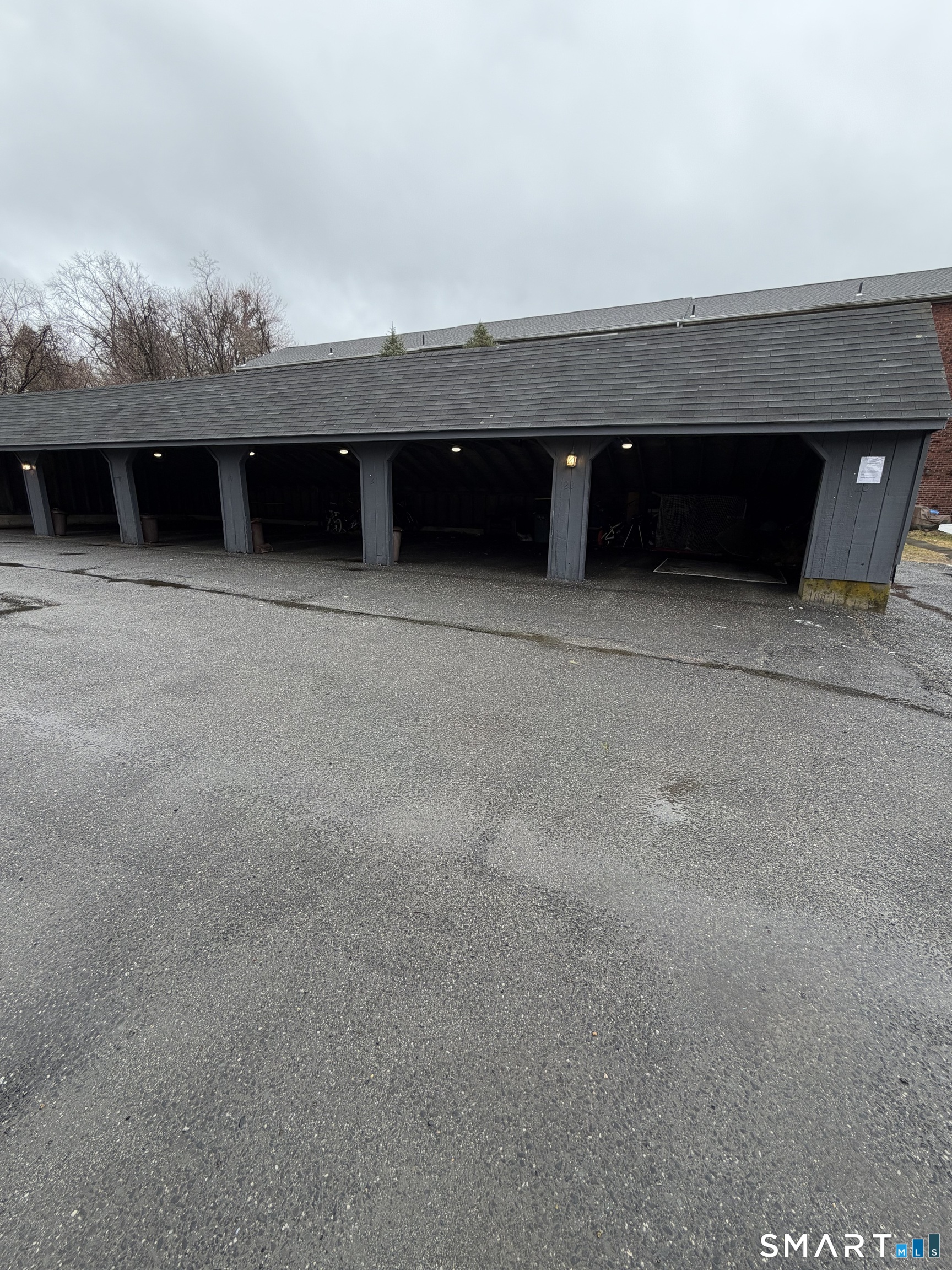 21 Old Farms Lane New Milford CT 06776