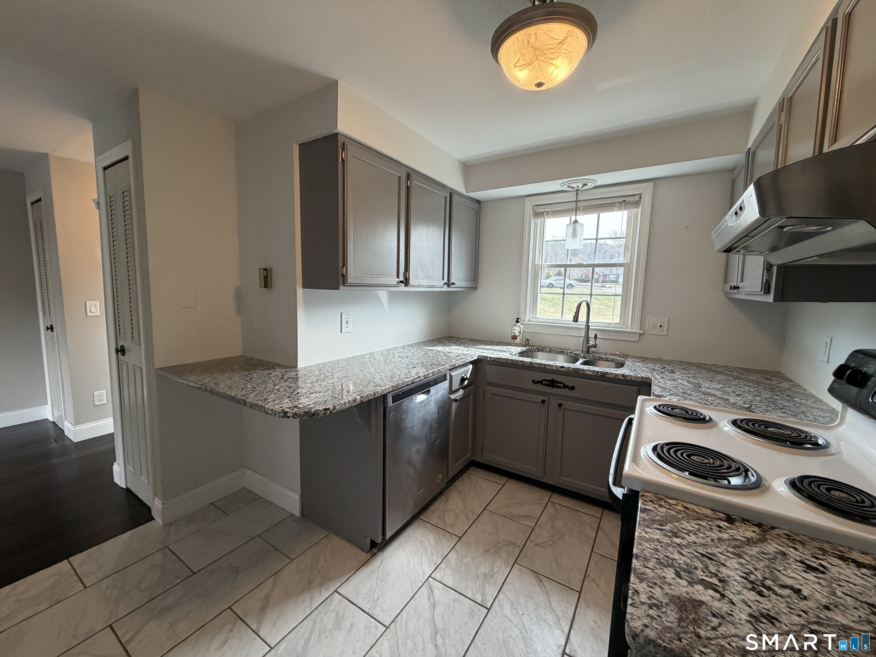 21 Old Farms Lane New Milford CT 06776