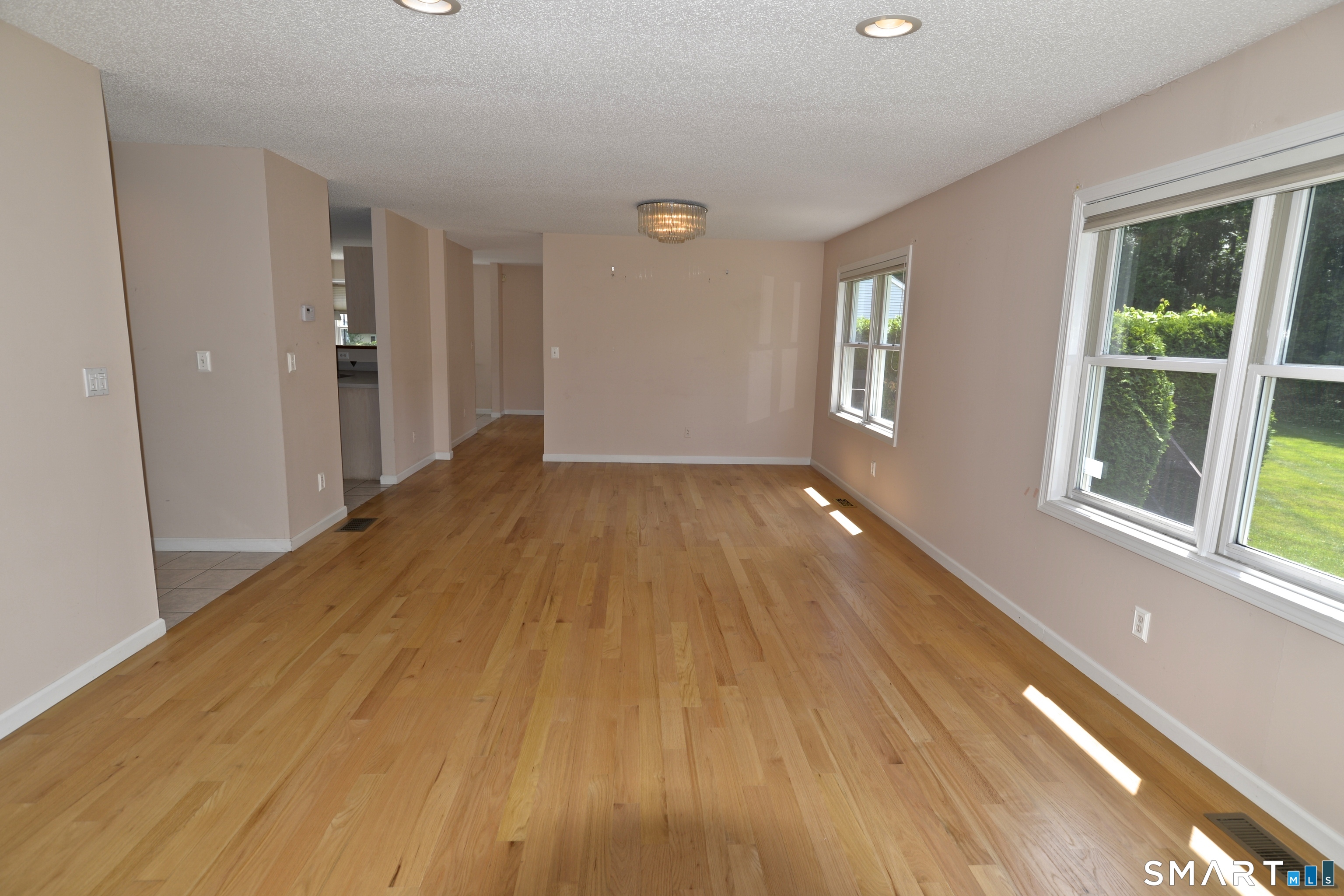 55 Canterbury Road Hamden CT 06514