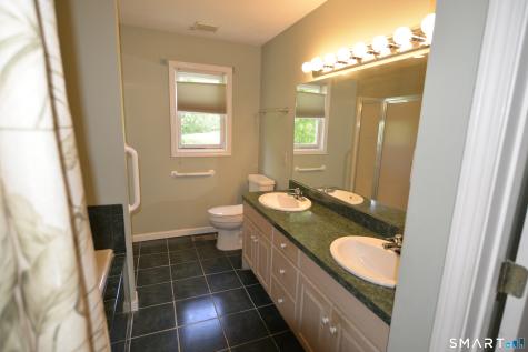 55 Canterbury Road Hamden CT 06514