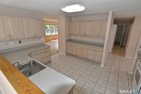 55 Canterbury Road Hamden CT 06514