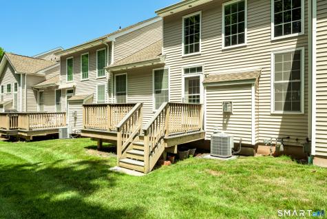 33 Iris Way Berlin CT 06037
