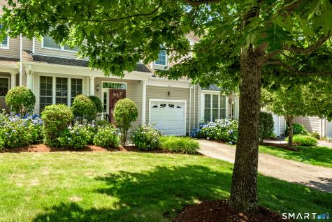 33 Iris Way Berlin CT 06037