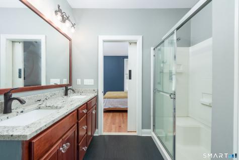 33 Iris Way Berlin CT 06037