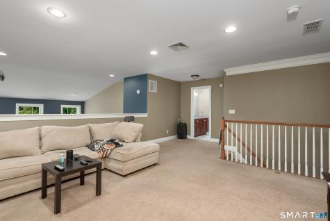 33 Iris Way Berlin CT 06037