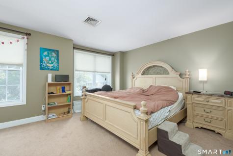 33 Iris Way Berlin CT 06037