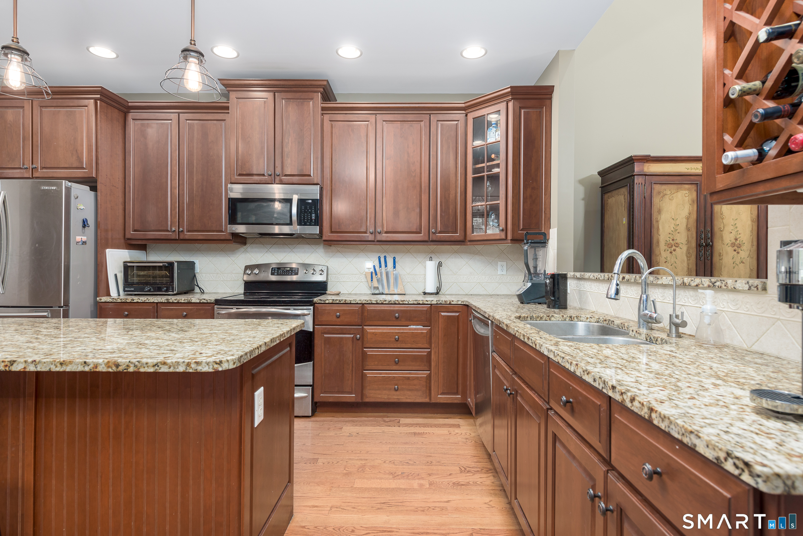 33 Iris Way Berlin CT 06037