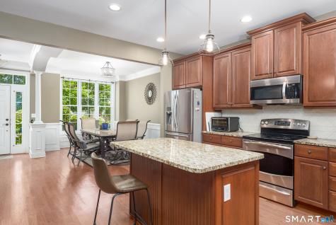 33 Iris Way Berlin CT 06037