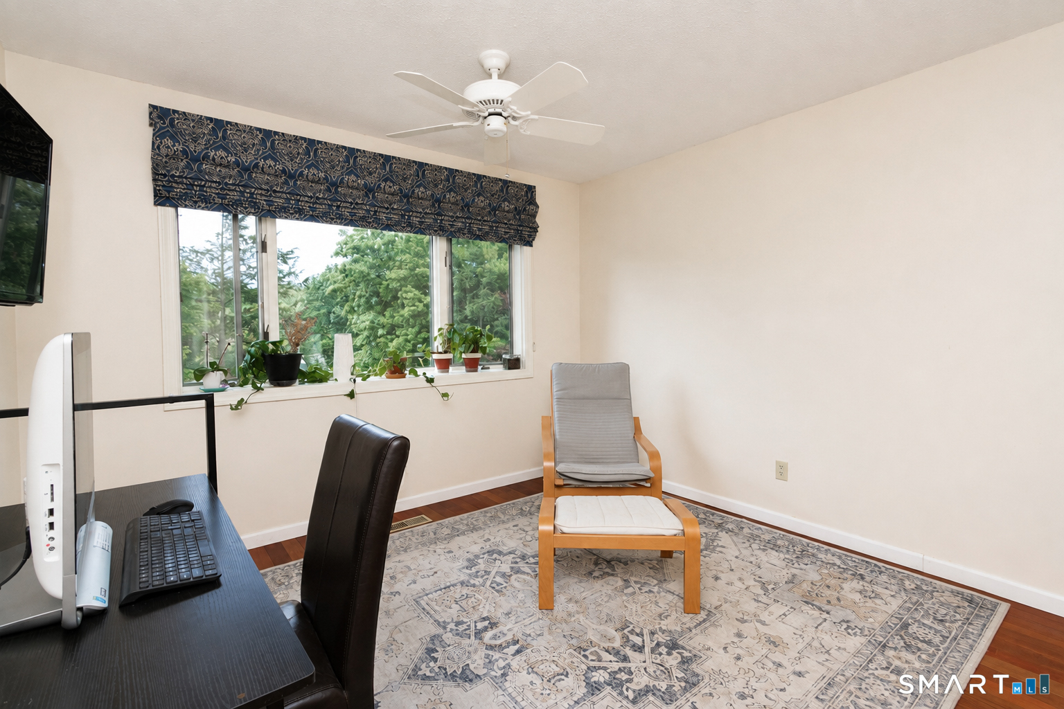 6 Stratford Park Bloomfield CT 06002
