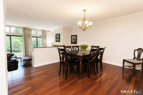 6 Stratford Park Bloomfield CT 06002