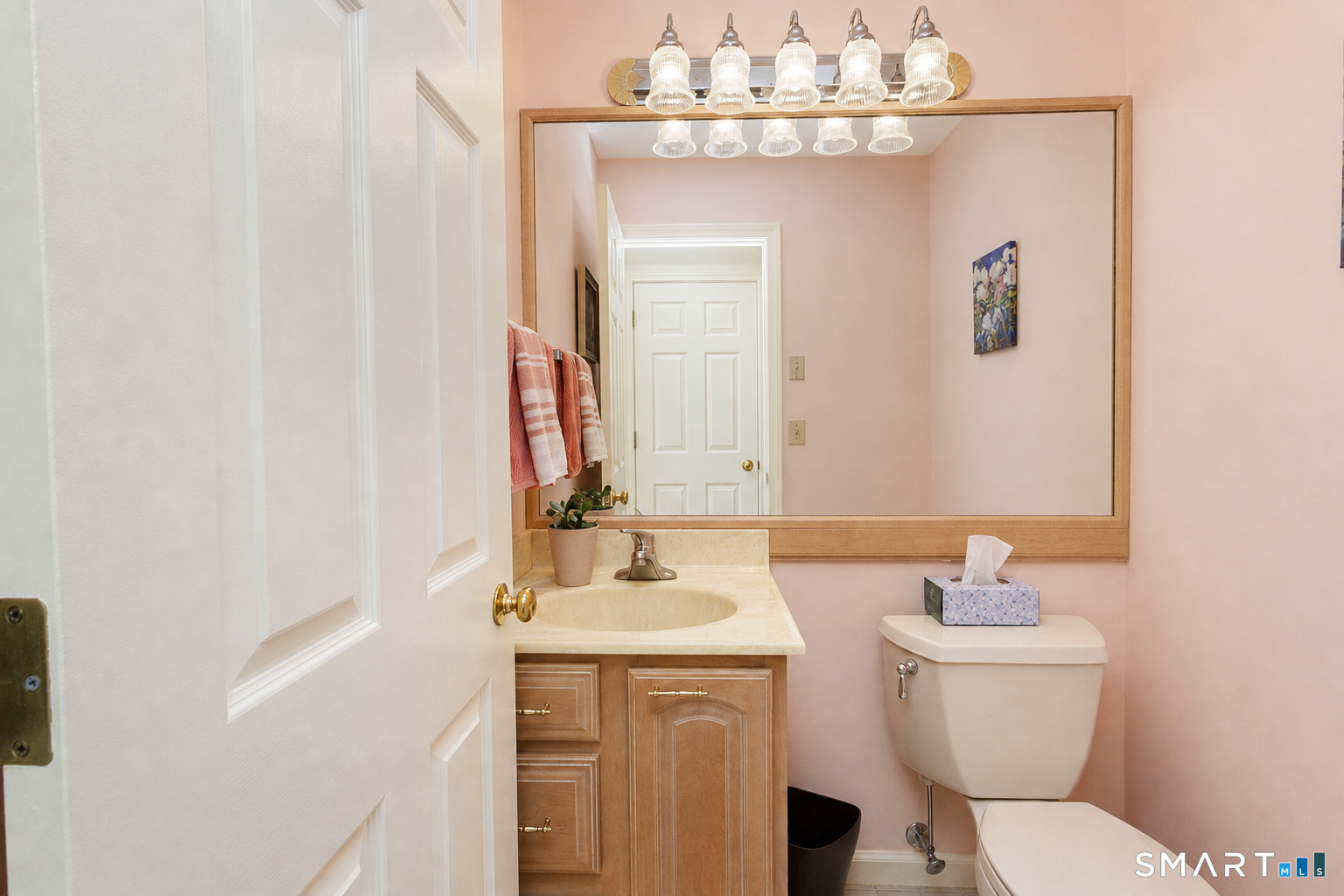 6 Stratford Park Bloomfield CT 06002