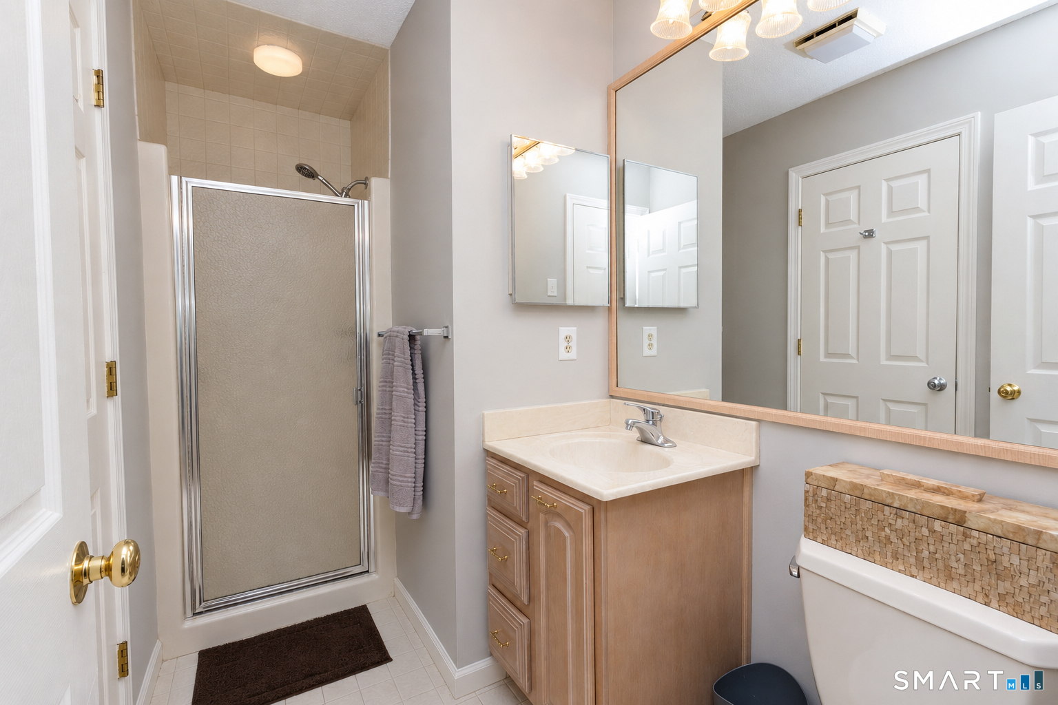 6 Stratford Park Bloomfield CT 06002