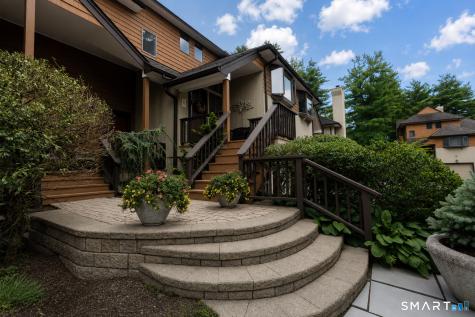 6 Stratford Park Bloomfield CT 06002