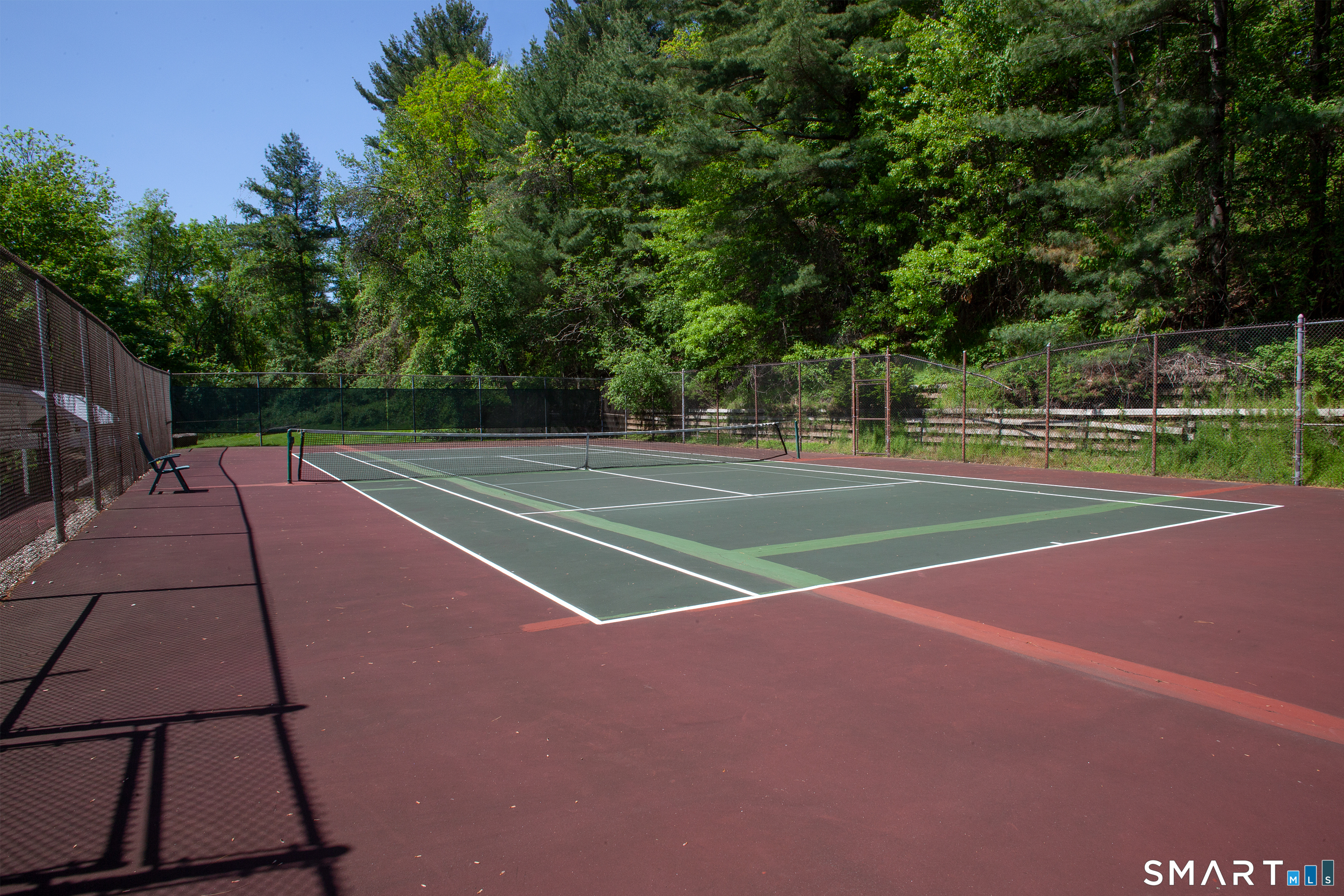 6 Stratford Park Bloomfield CT 06002