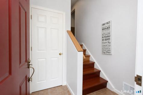 6 Stratford Park Bloomfield CT 06002