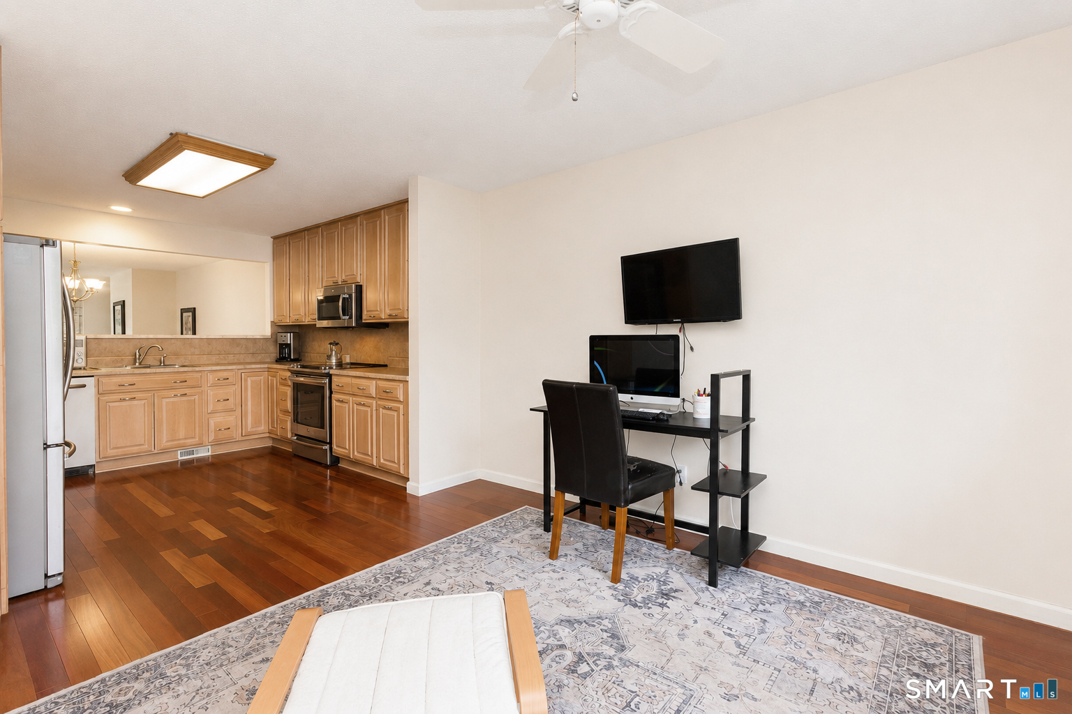6 Stratford Park Bloomfield CT 06002